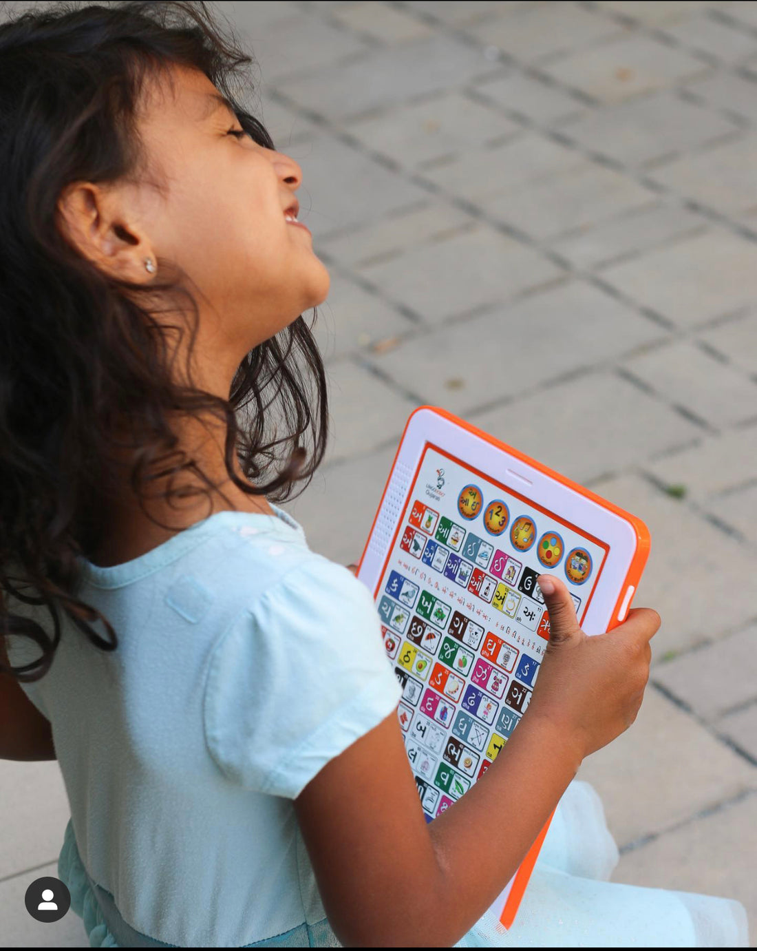 Being Bilingual: Benefits, Statistics and More