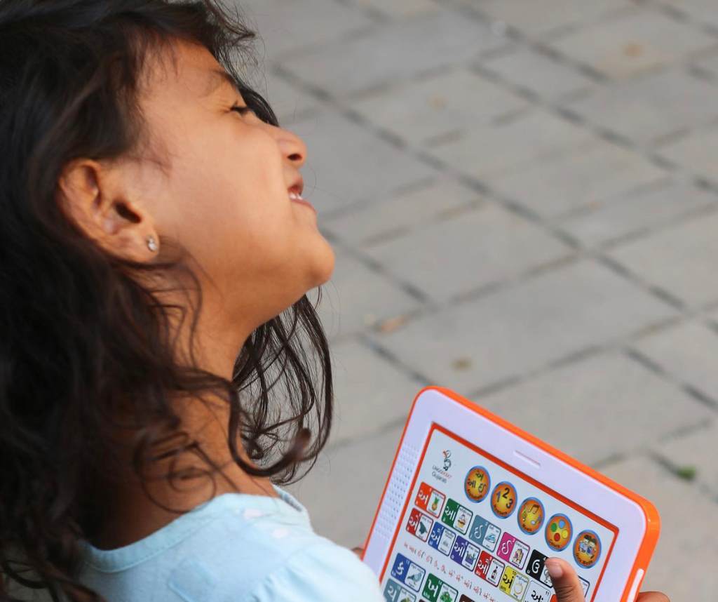 Elara learning Gujarati with Lingododo